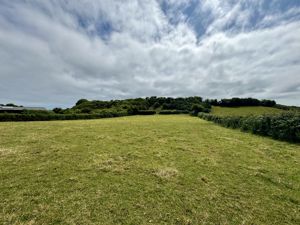 Photo 19- click for photo gallery